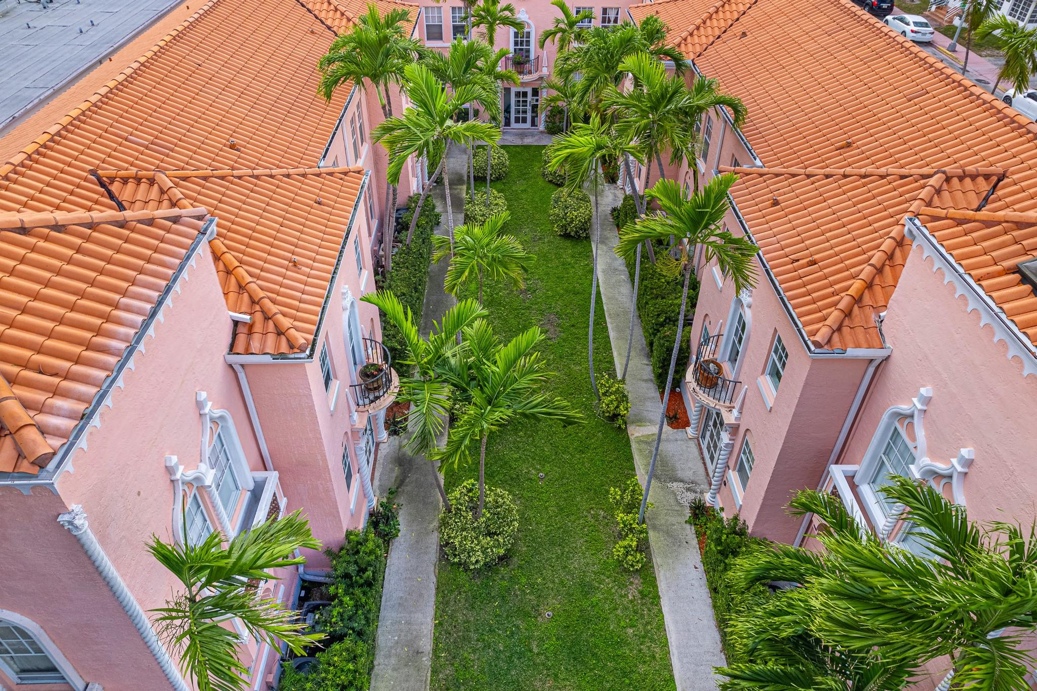 758 Meridian #8 Miami Beach, FL 33139