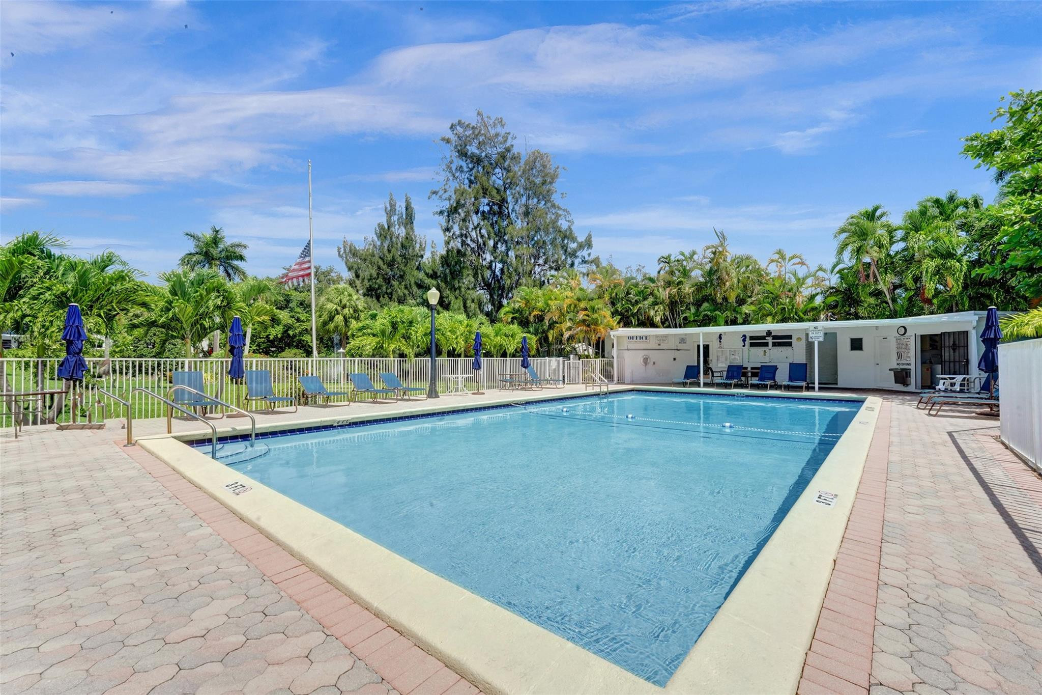 1055 SE 15th #14C Fort Lauderdale, FL 33316