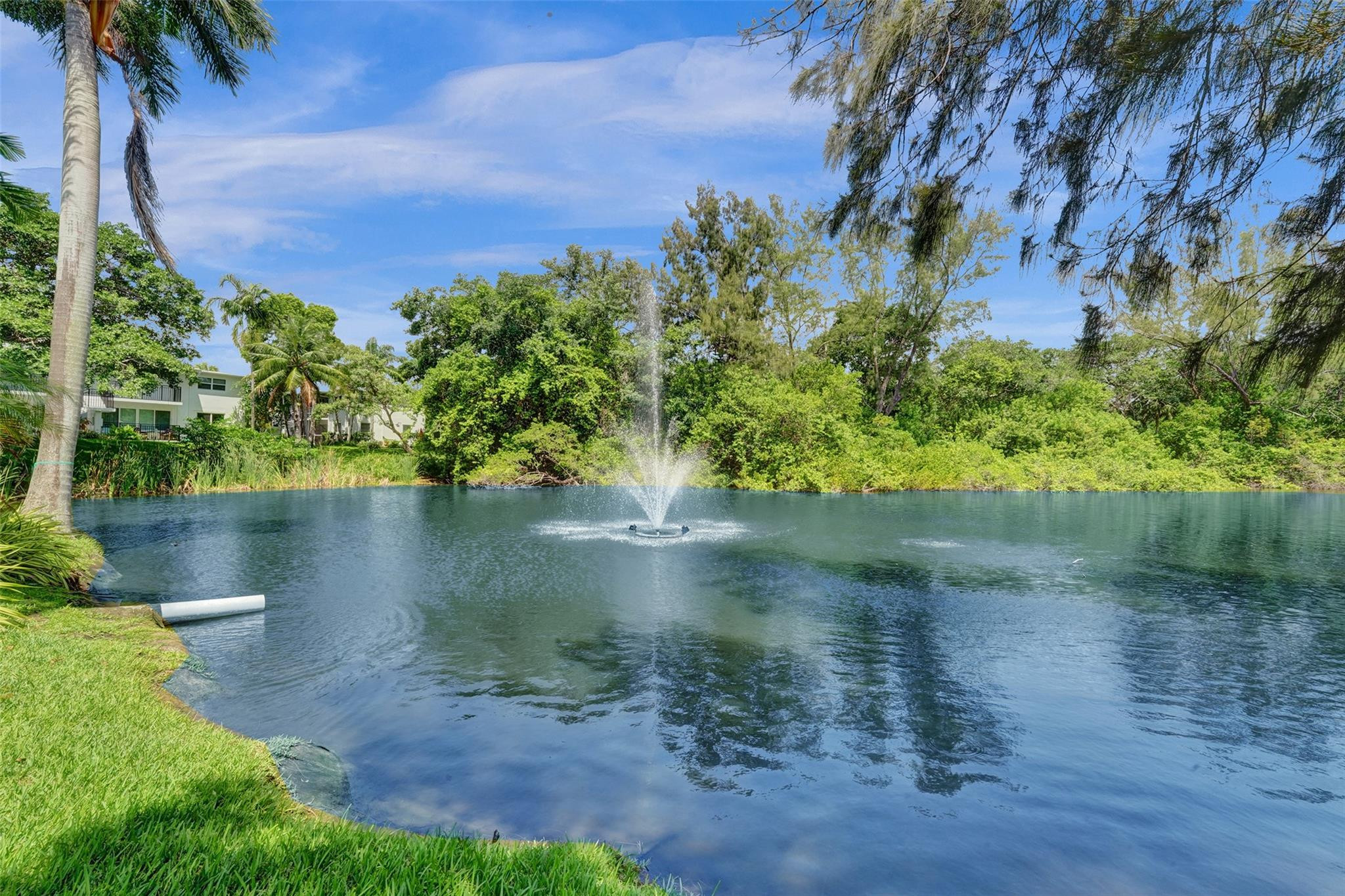 1055 SE 15th #14C Fort Lauderdale, FL 33316