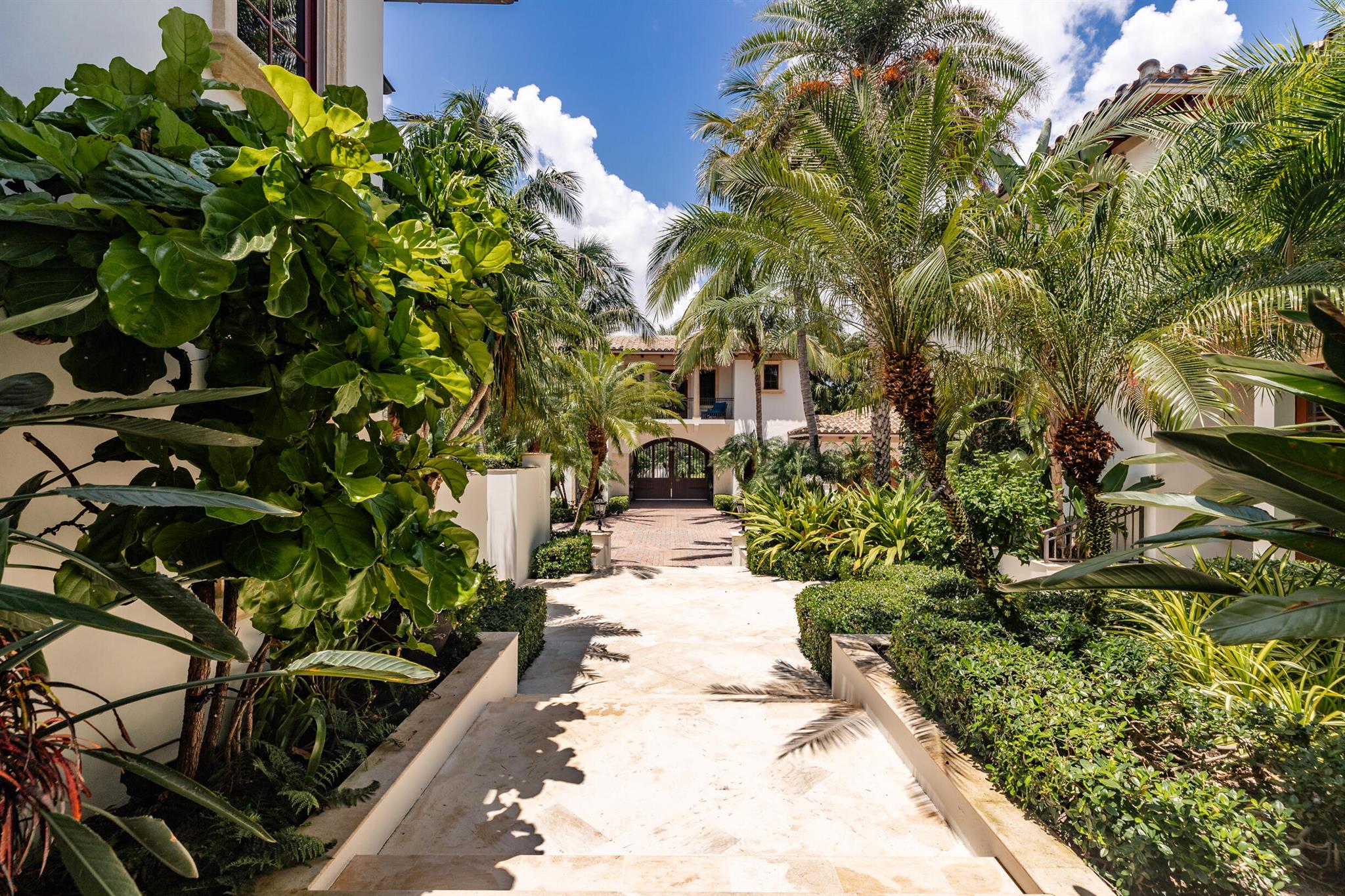 10 Ocean Ln Vero Beach, FL 32963