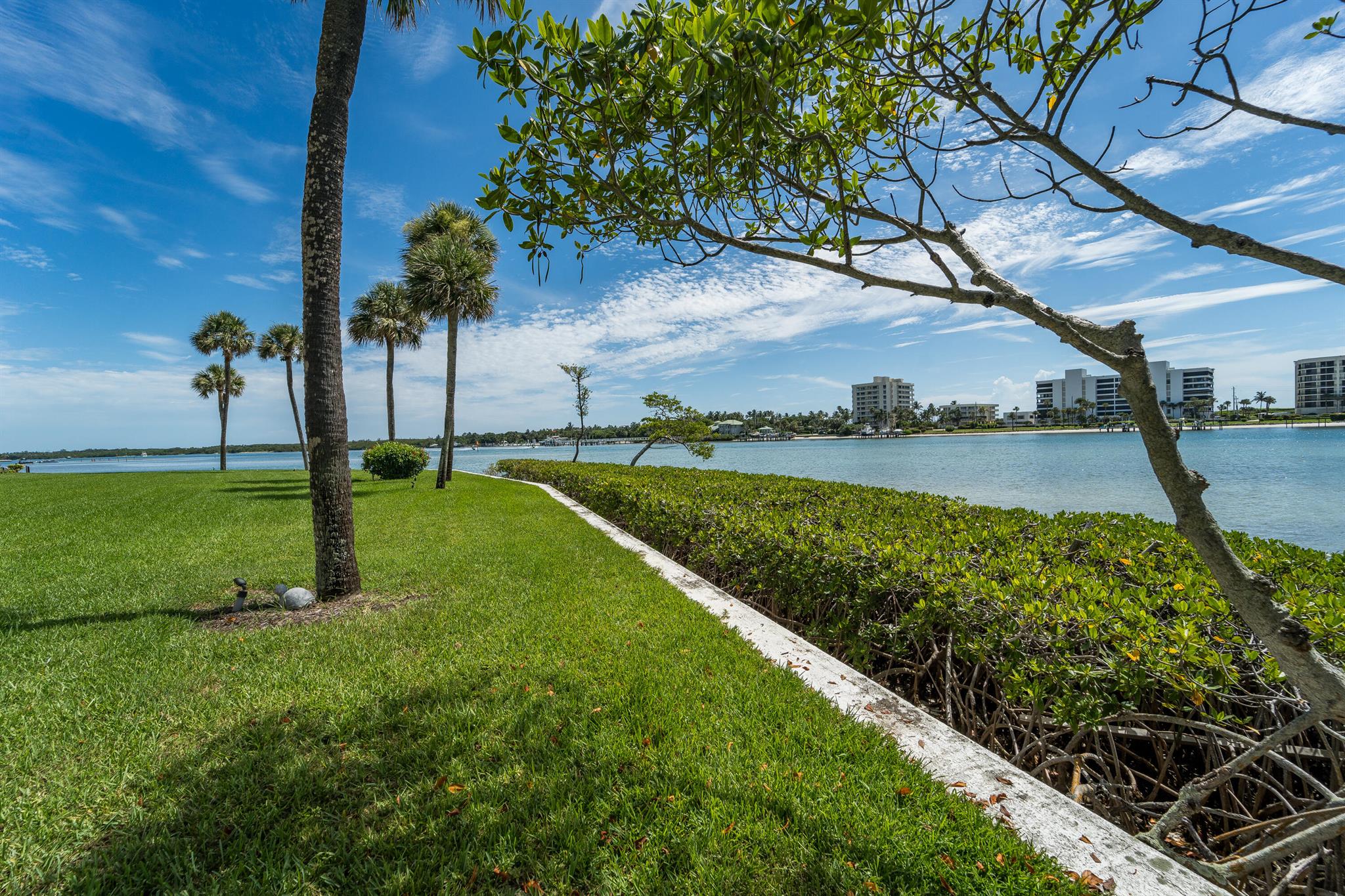 100 Intracoastal Pl #205 Jupiter, FL 33469