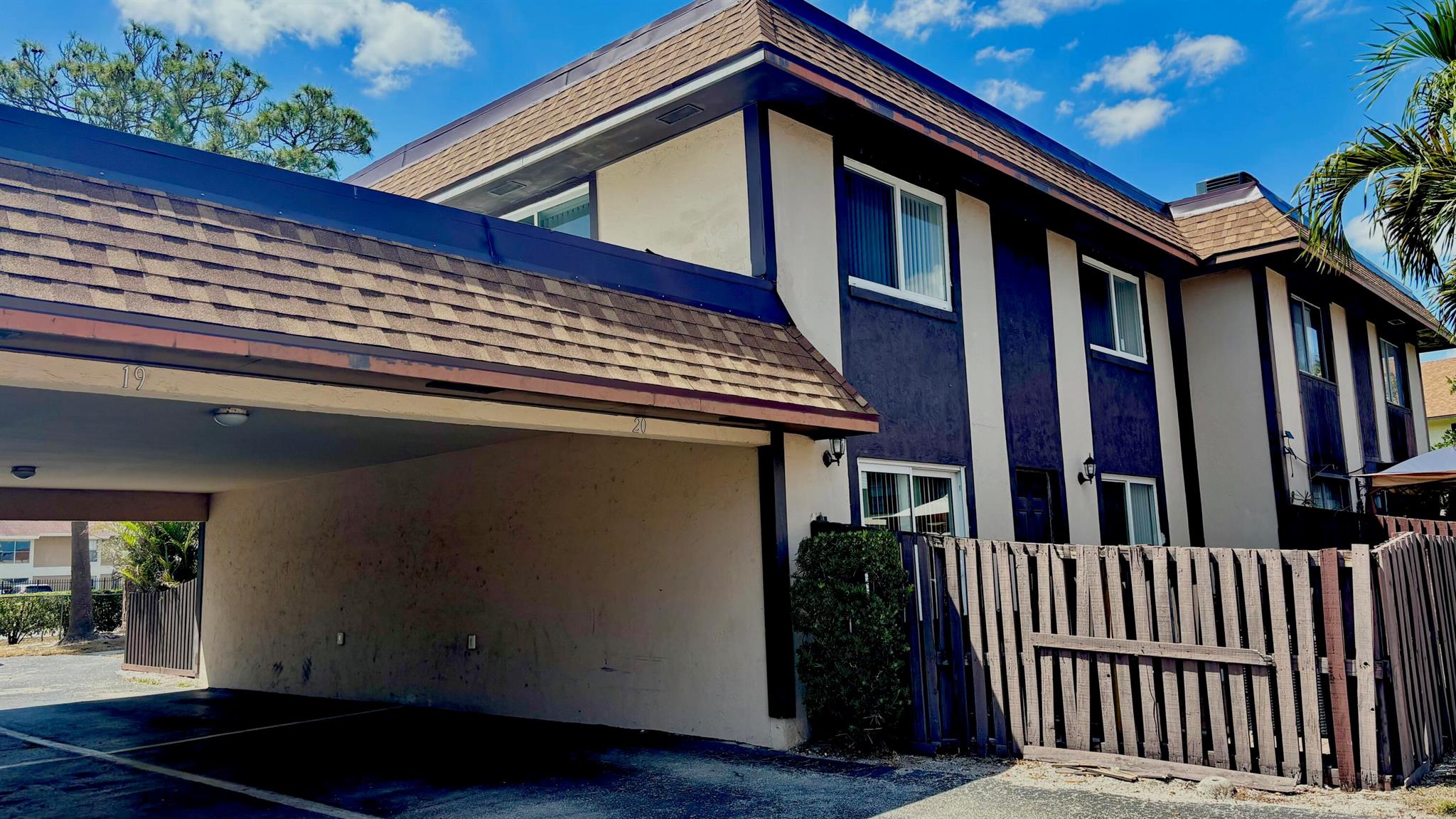 2106 Sherwood Frst 20th Blvd #20