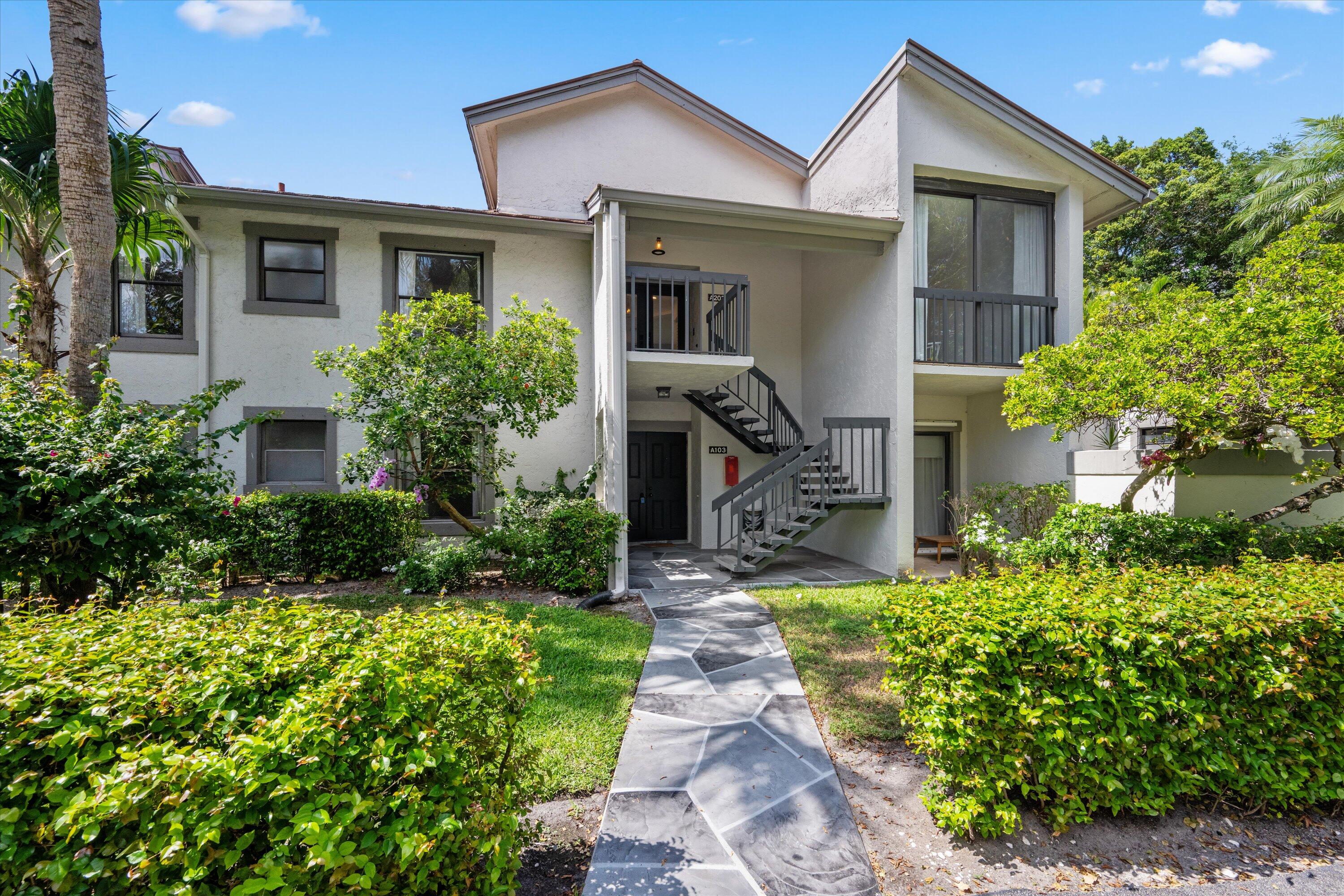 11223 Pond Vw Dr #A203,Wellington, FL 33414