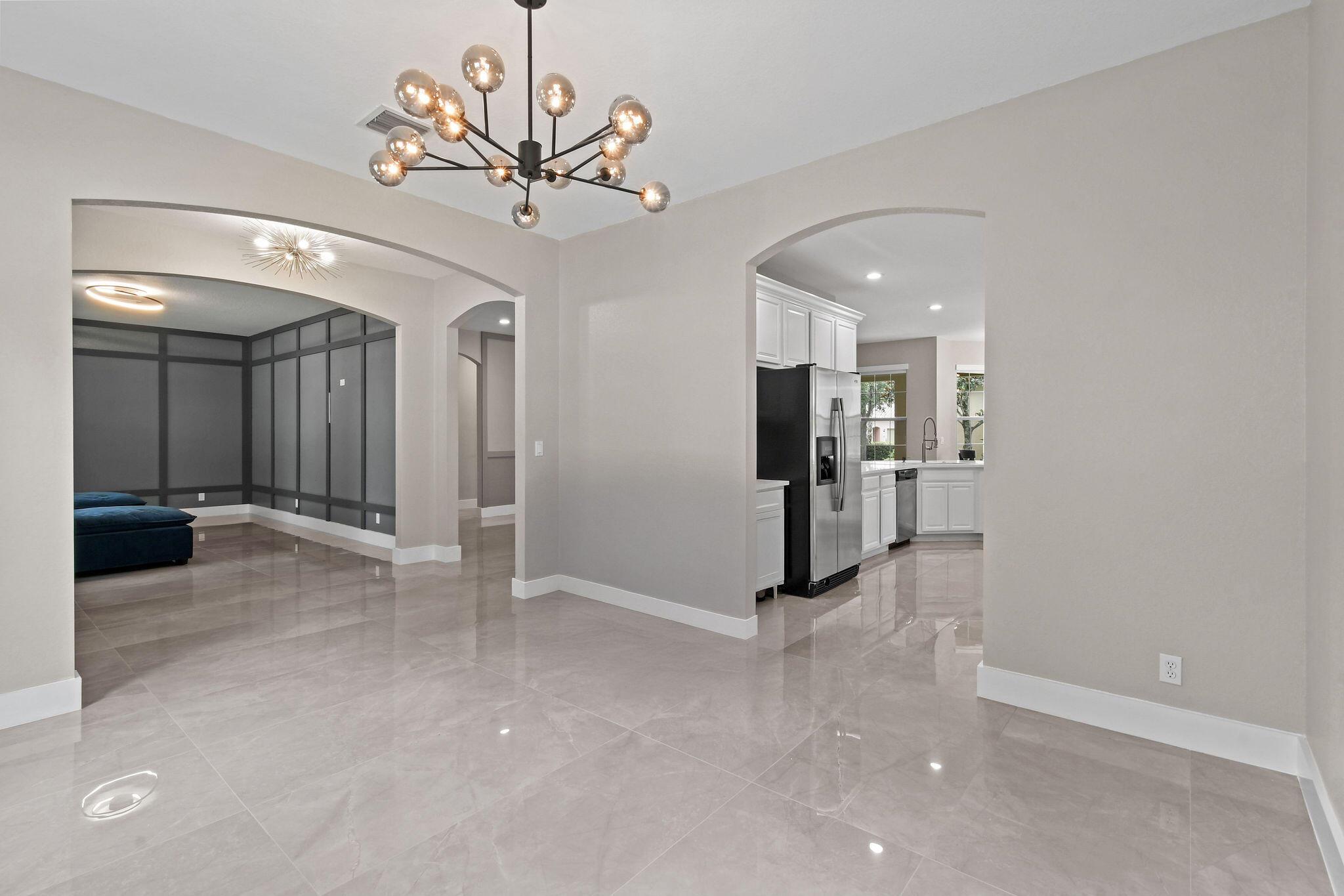 111 Tullamore Ave Jupiter, FL 33458