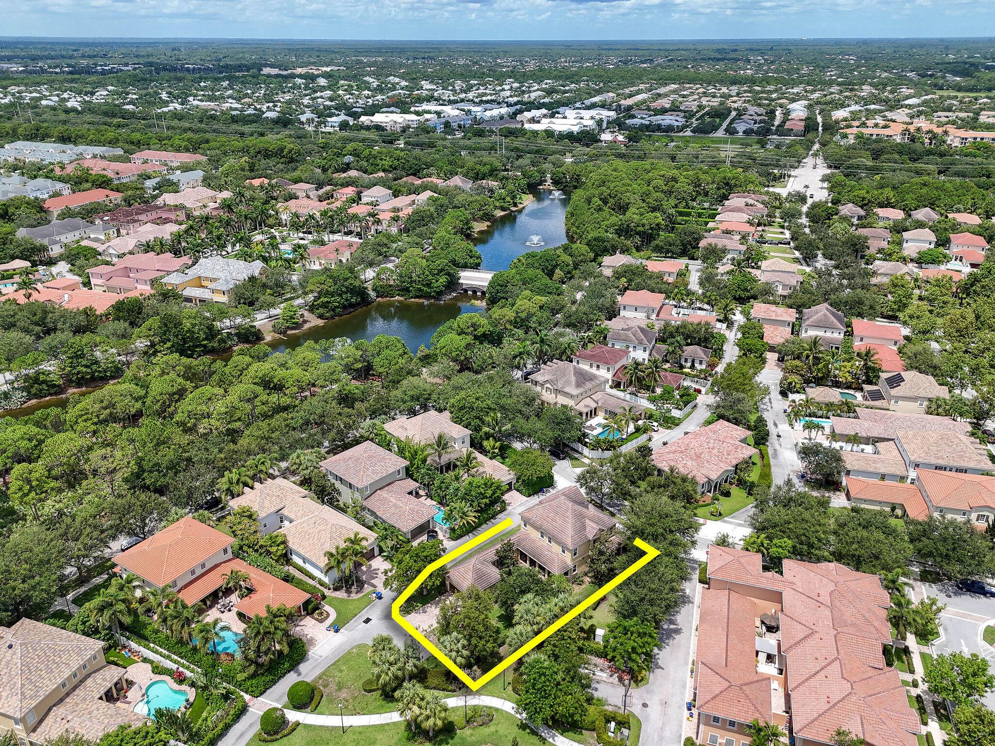 111 Tullamore Ave Jupiter, FL 33458
