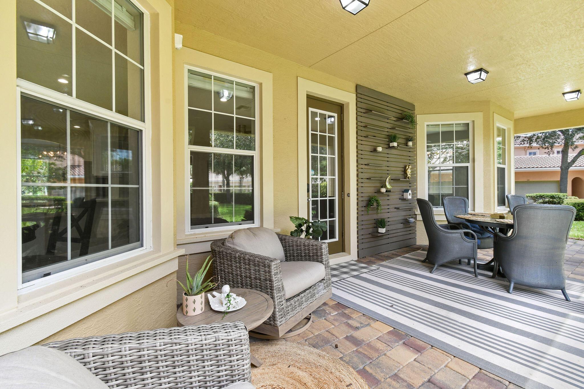 111 Tullamore Ave Jupiter, FL 33458