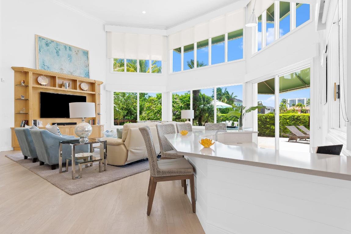 396 E Coconut Palm Boca Raton, FL 33432