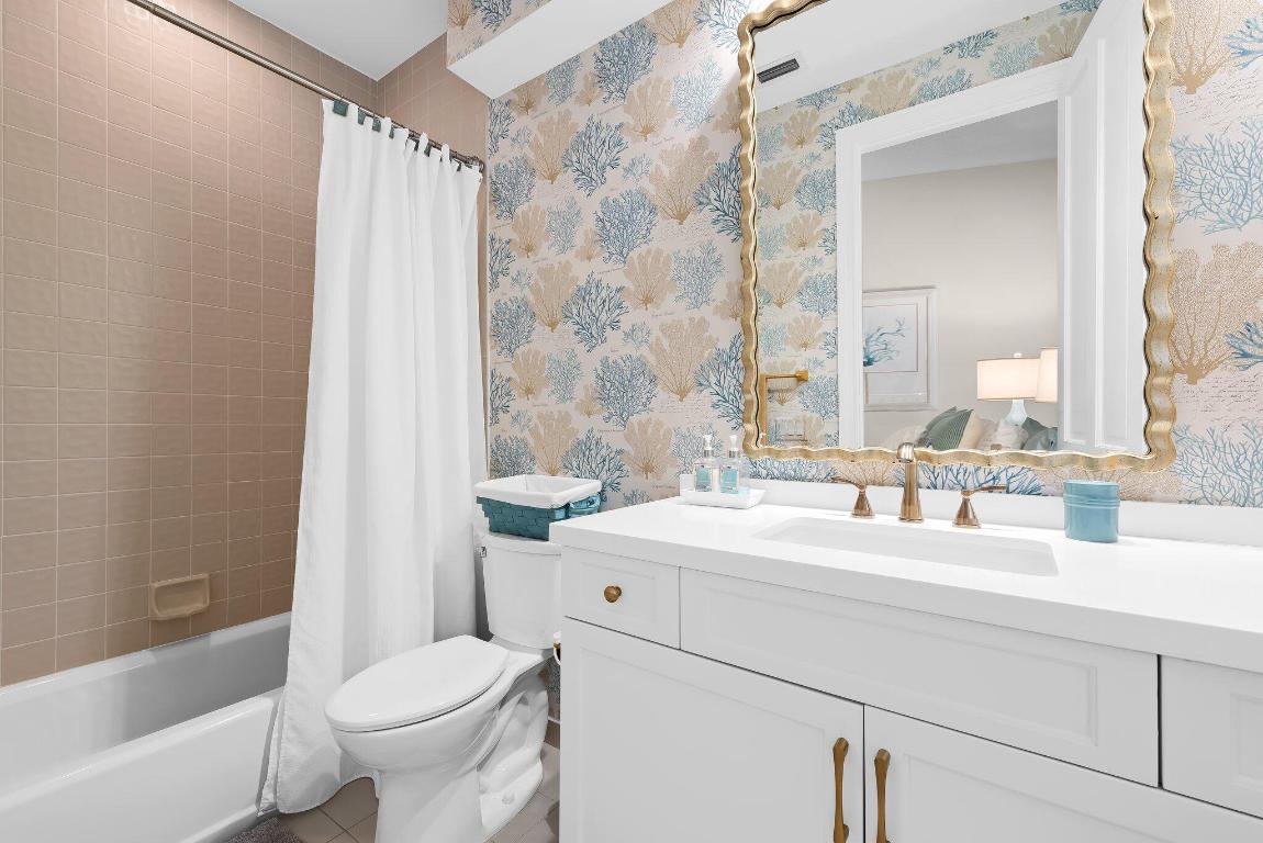 396 E Coconut Palm Boca Raton, FL 33432