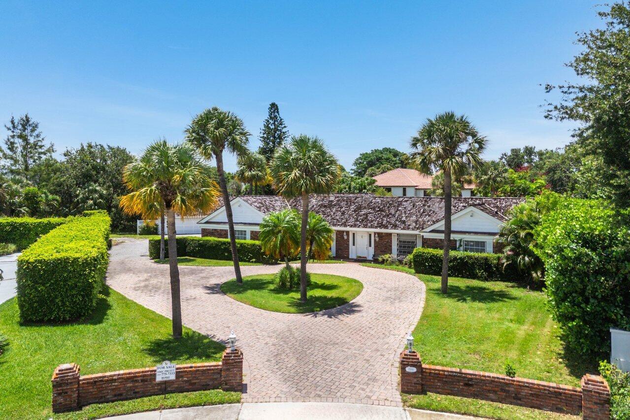 11991 Lake Shr Pl North Palm Beach, FL 33408