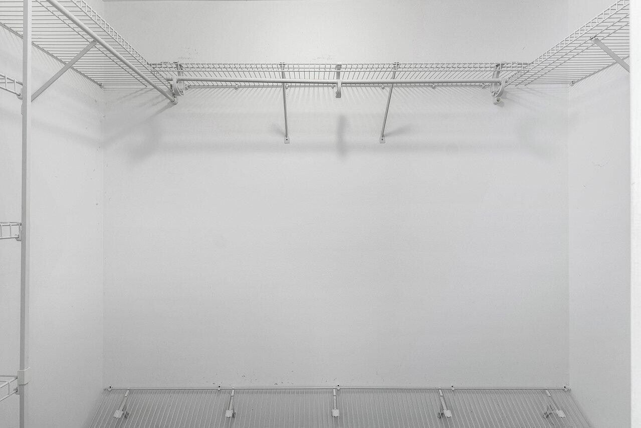 11991 Lake Shr Pl North Palm Beach, FL 33408