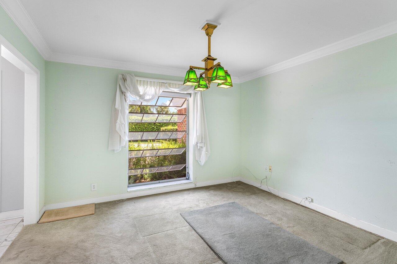 11991 Lake Shr Pl North Palm Beach, FL 33408