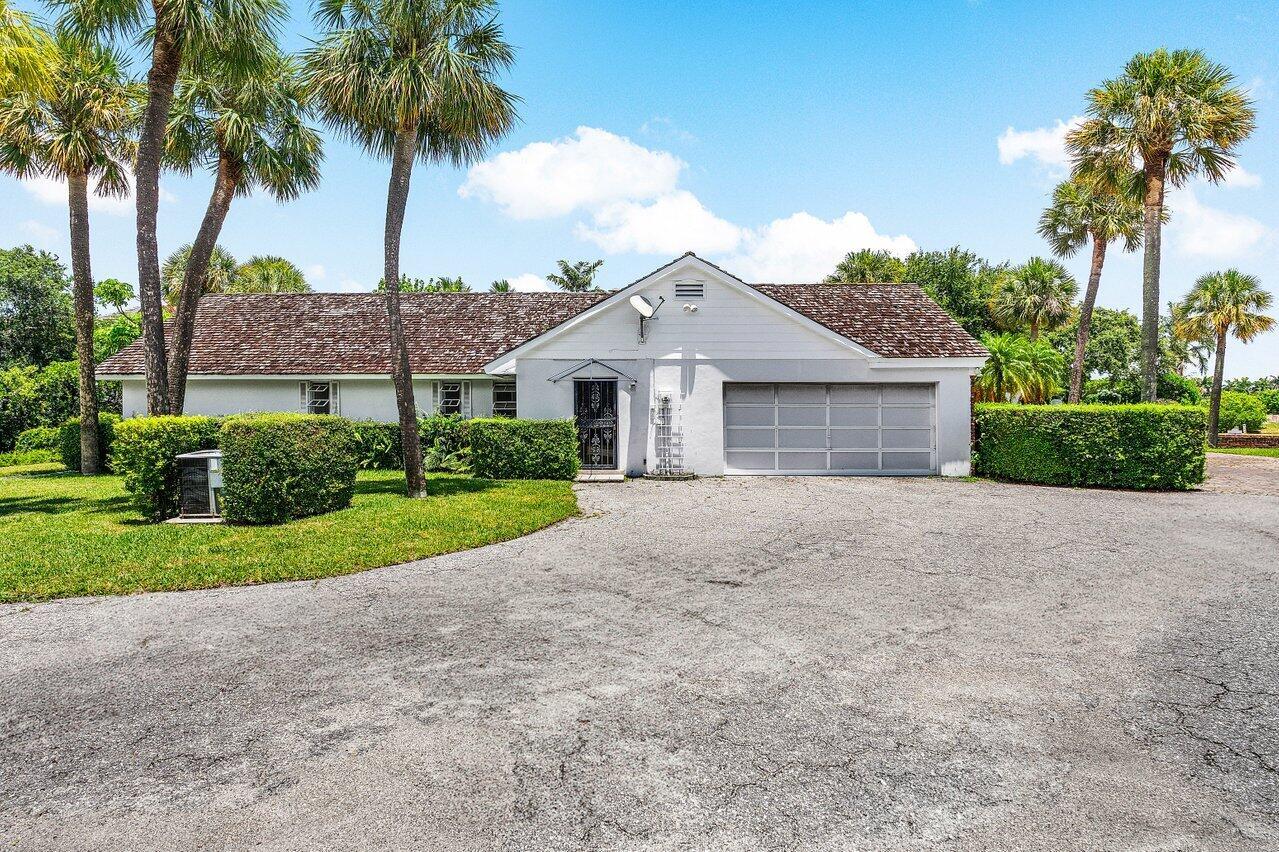 11991 Lake Shr Pl North Palm Beach, FL 33408