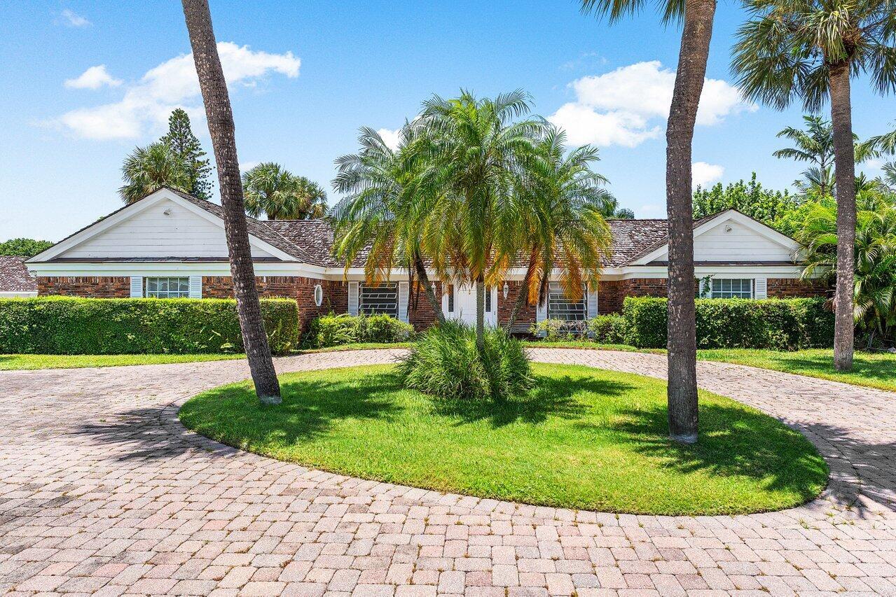 11991 Lake Shr Pl North Palm Beach, FL 33408