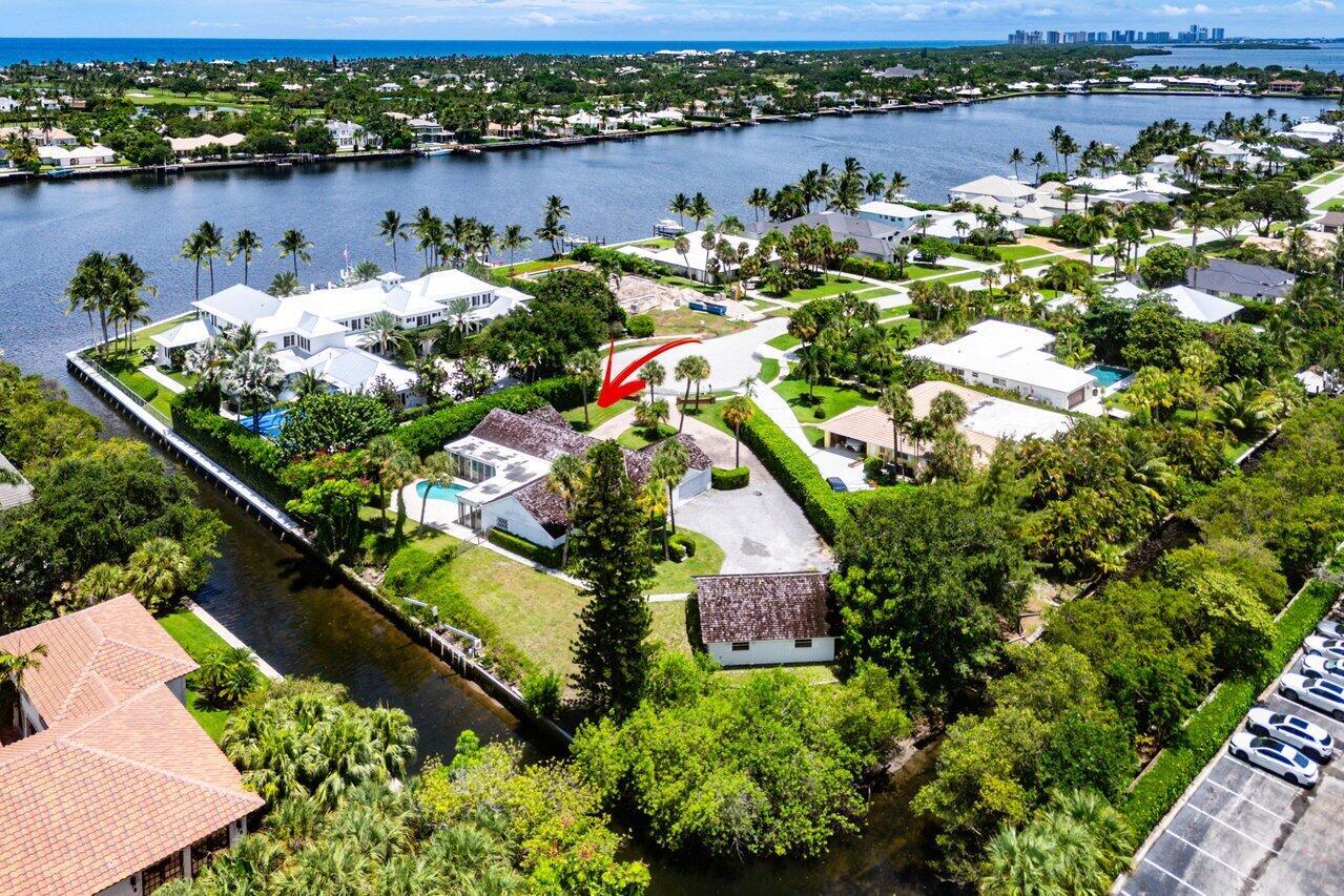 11991 Lake Shr Pl North Palm Beach, FL 33408