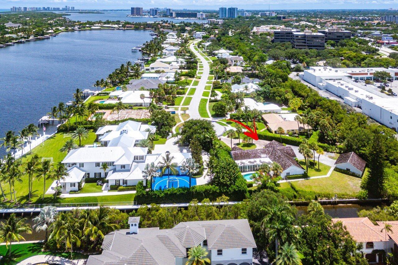 11991 Lake Shr Pl North Palm Beach, FL 33408