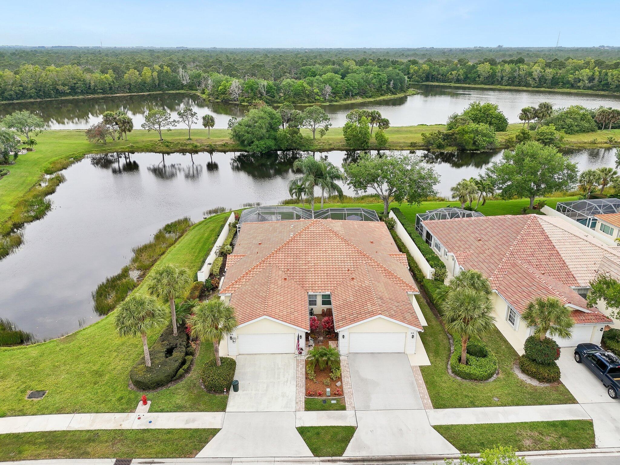8136 SE Peppercorn Ct