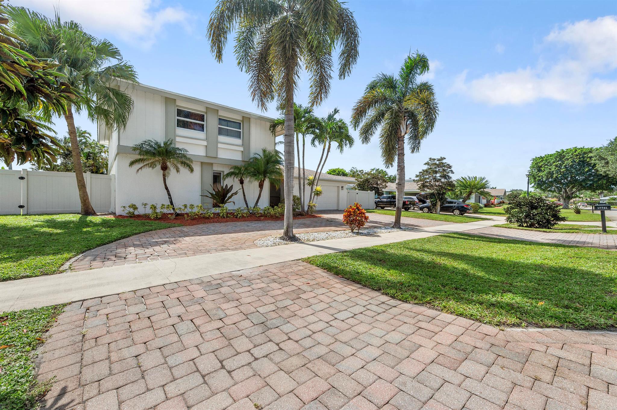17741 Briar Patch Trl