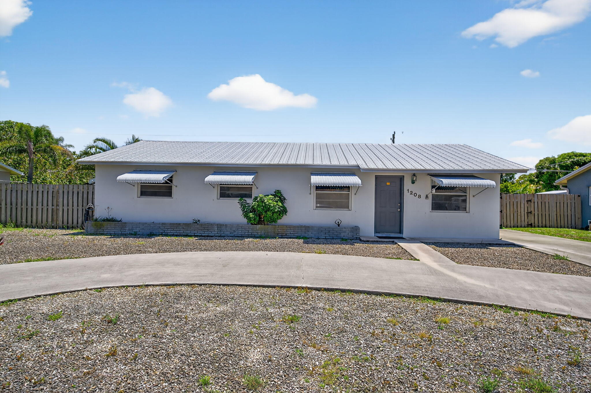 1208 Cherokee St