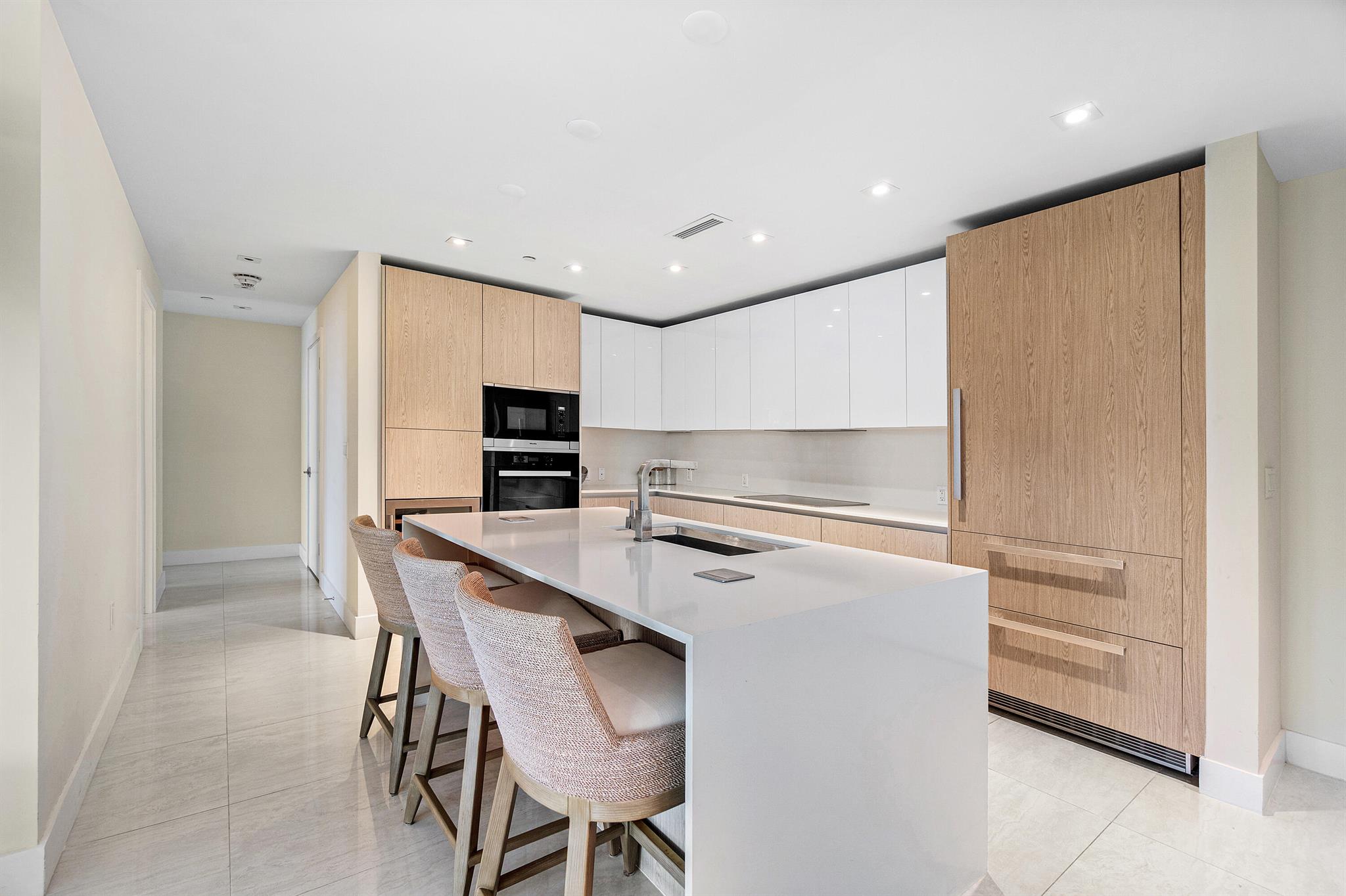 3100 N Ocean Dr #1804 P Riviera Beach, FL 33404