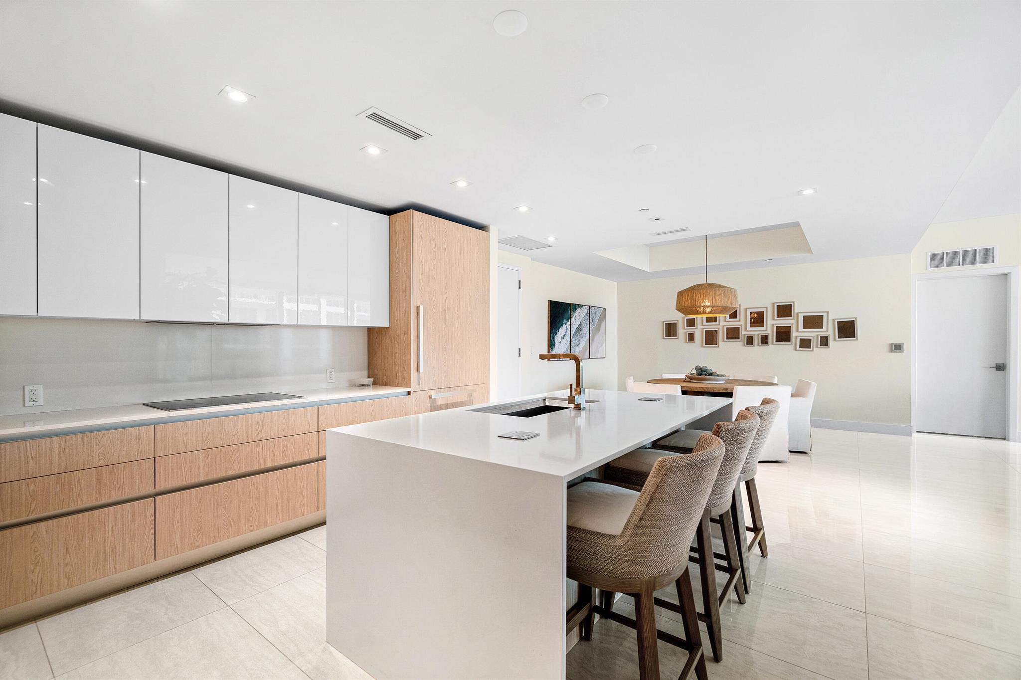 3100 N Ocean Dr #1804 P Riviera Beach, FL 33404