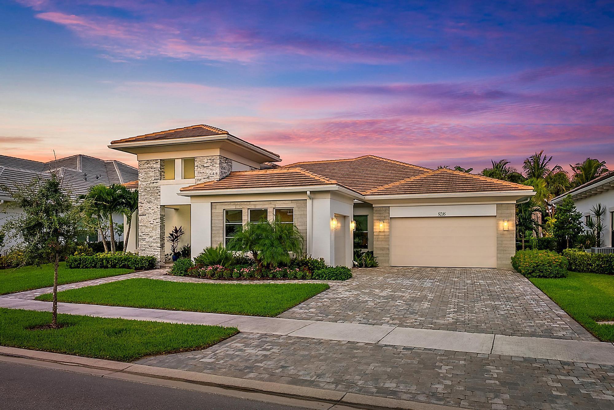 9216 Coral Isles Cir