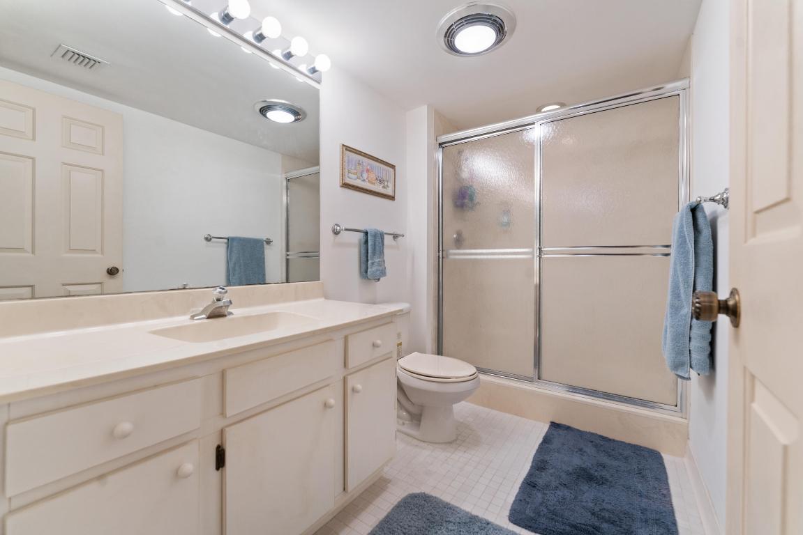 16970 Waterbend #146 Jupiter, FL 33477