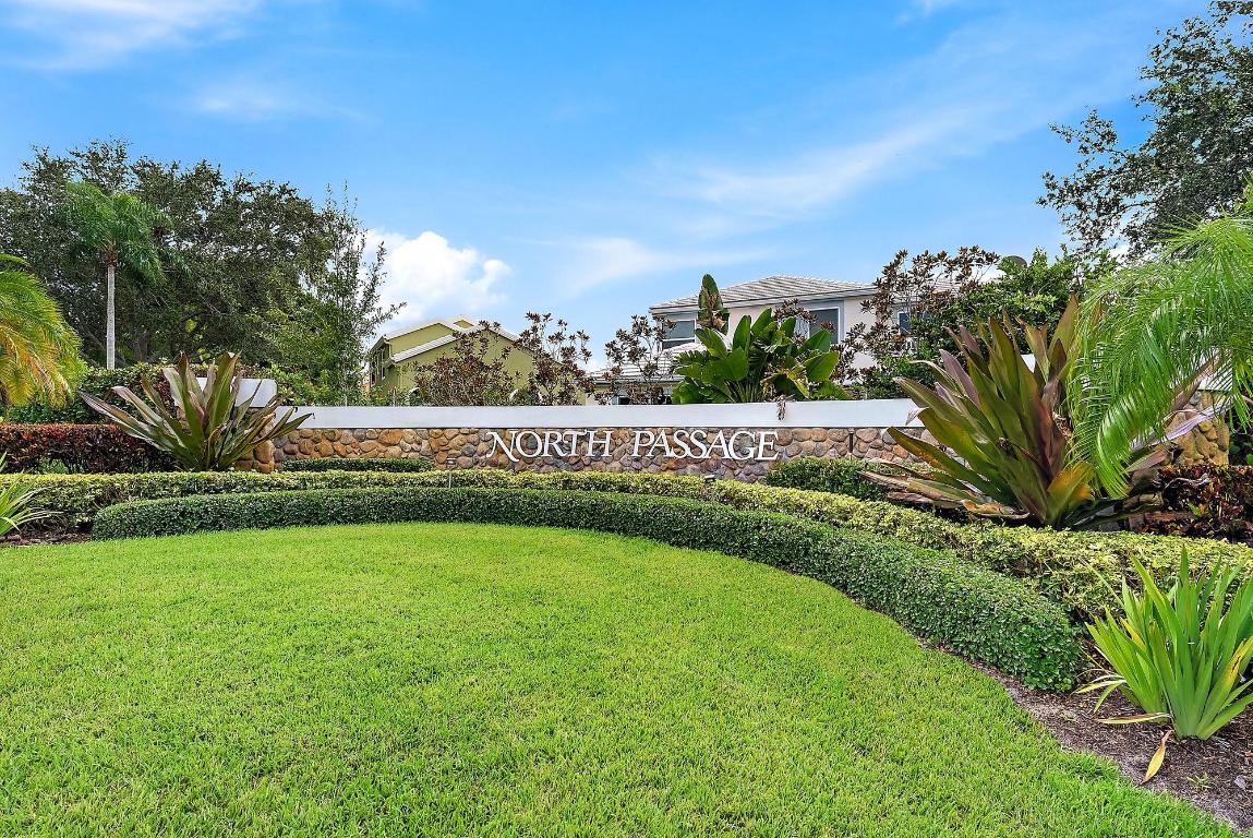 8729 SE Riverfront Ter Jupiter, FL 33469