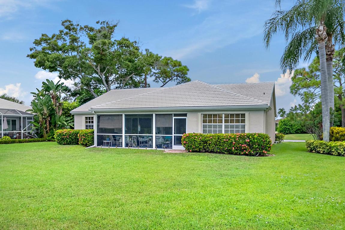 8729 SE Riverfront Ter Jupiter, FL 33469