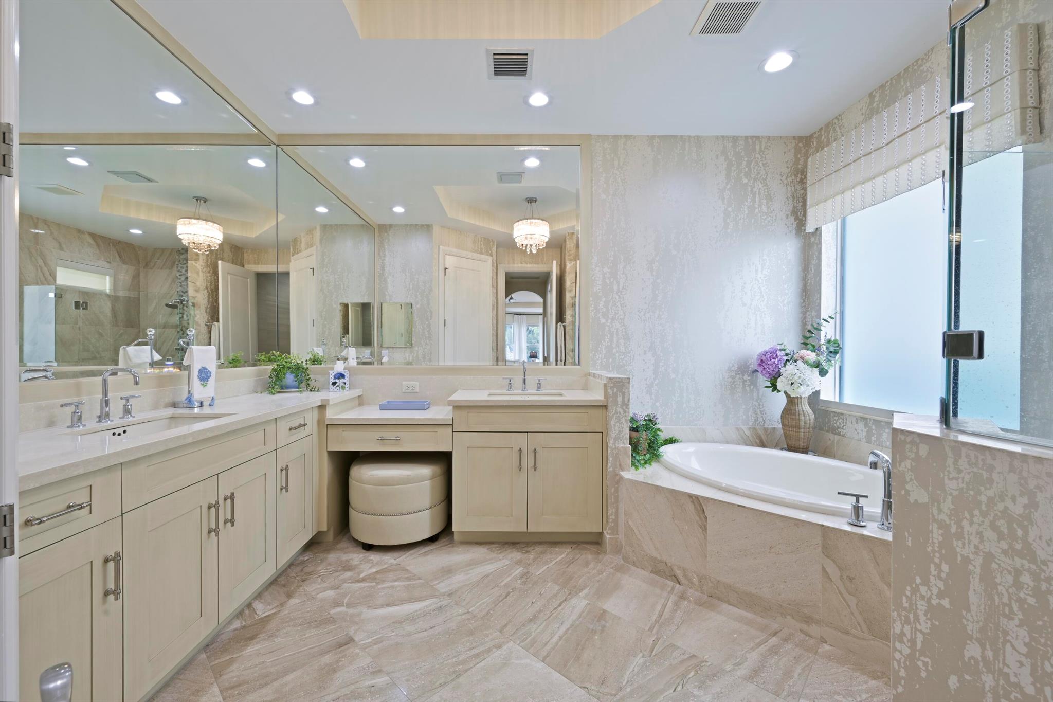 260 Carina Dr Jupiter, FL 33478