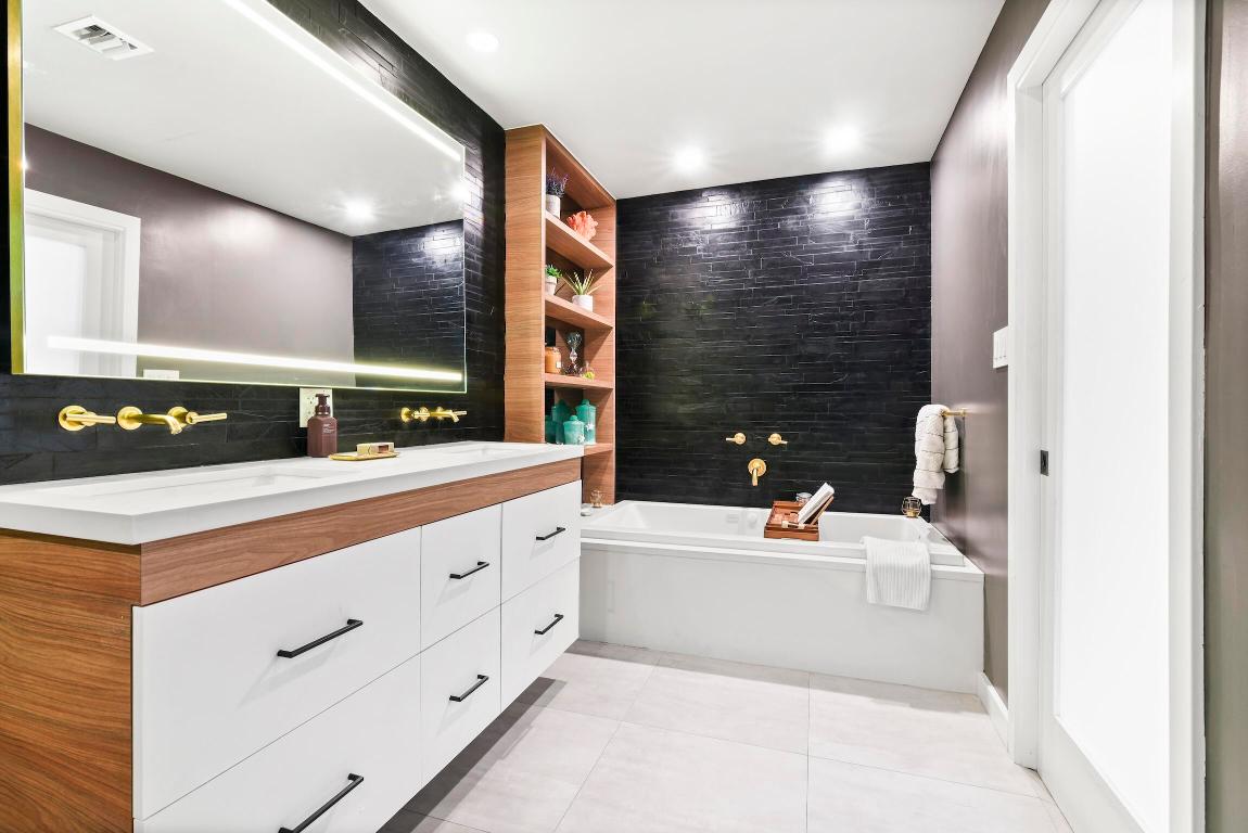 3481 NE 31st Lighthouse Point, FL 33064