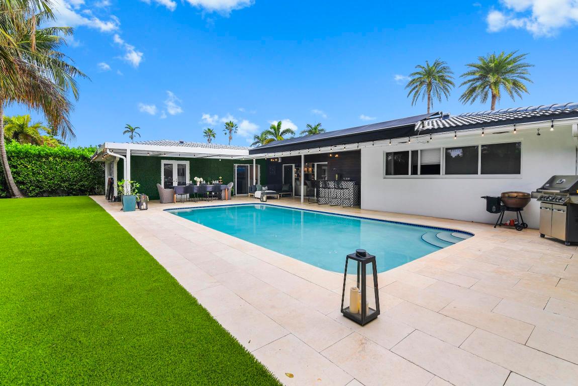 3481 NE 31st Lighthouse Point, FL 33064