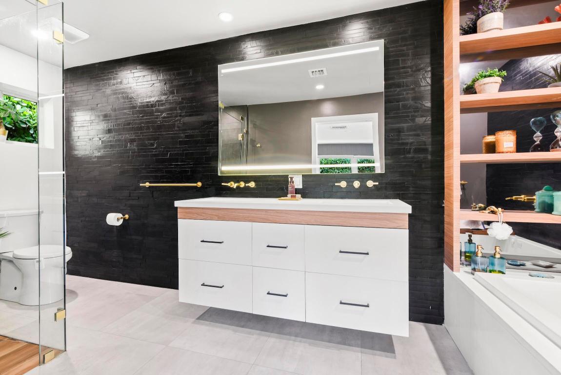 3481 NE 31st Lighthouse Point, FL 33064