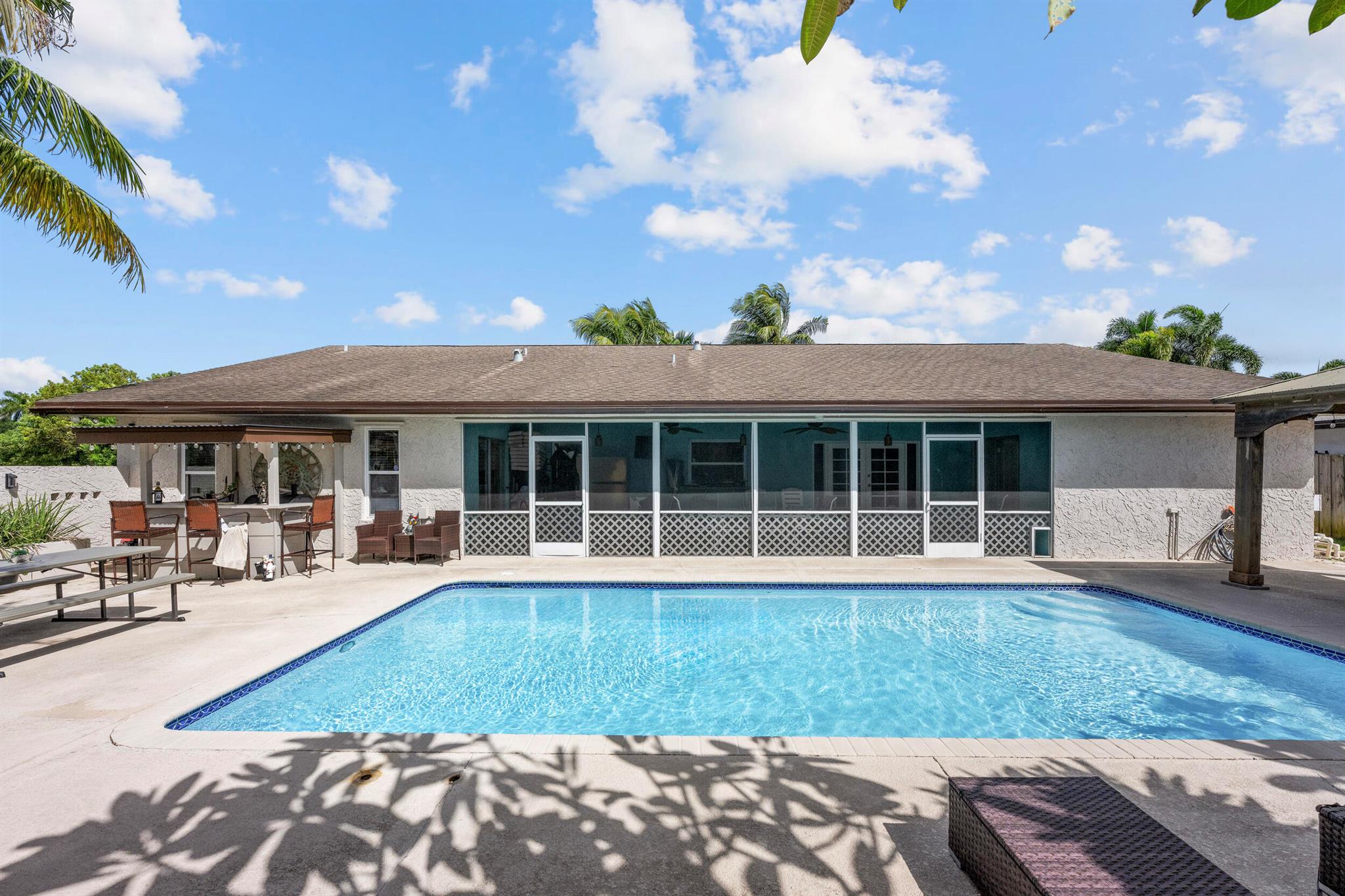 4430 Gardenia Dr