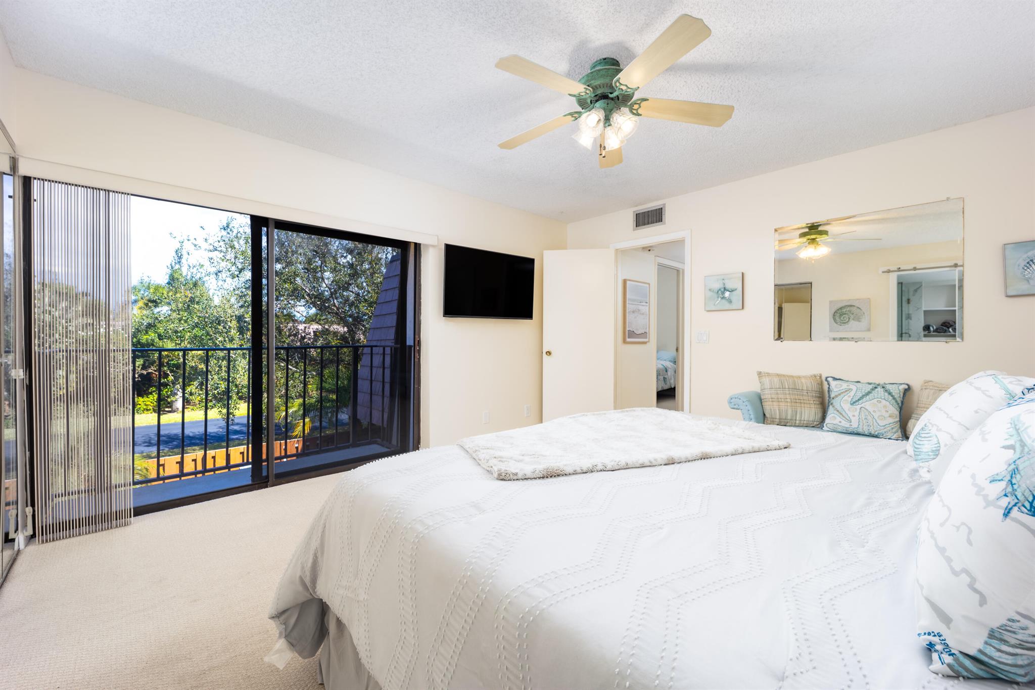 141 Ocean Cv Dr Jupiter, FL 33477