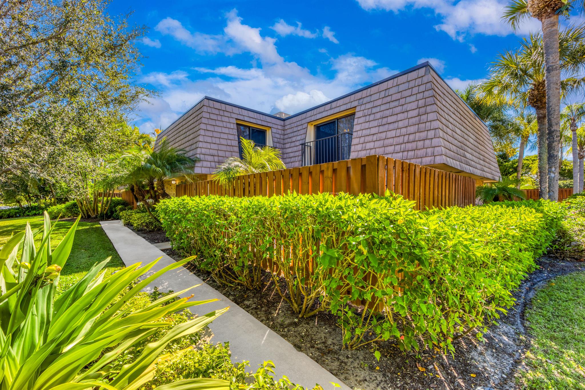 141 Ocean Cv Dr Jupiter, FL 33477