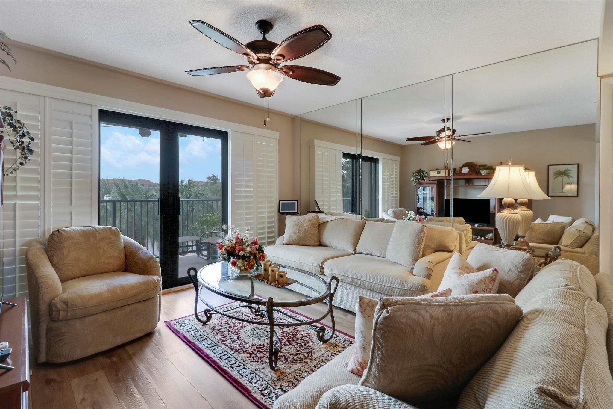 601 Seafarer Cir #301 Jupiter, FL 33477