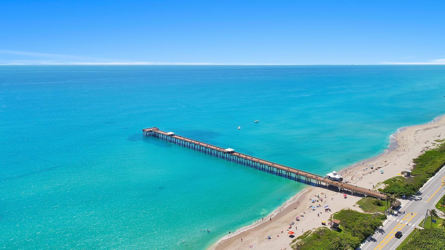 601 Seafarer Cir #301 Jupiter, FL 33477