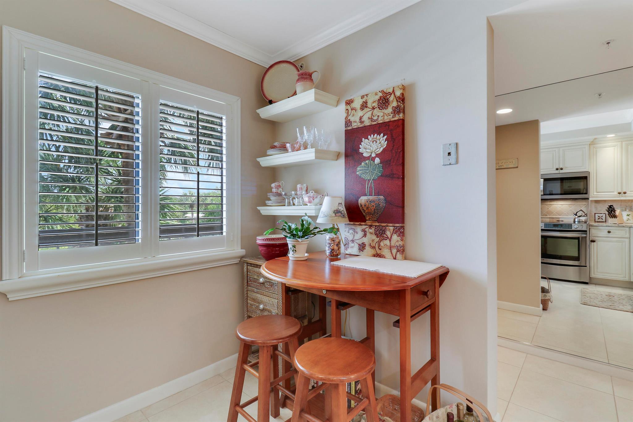 601 Seafarer Cir #301 Jupiter, FL 33477