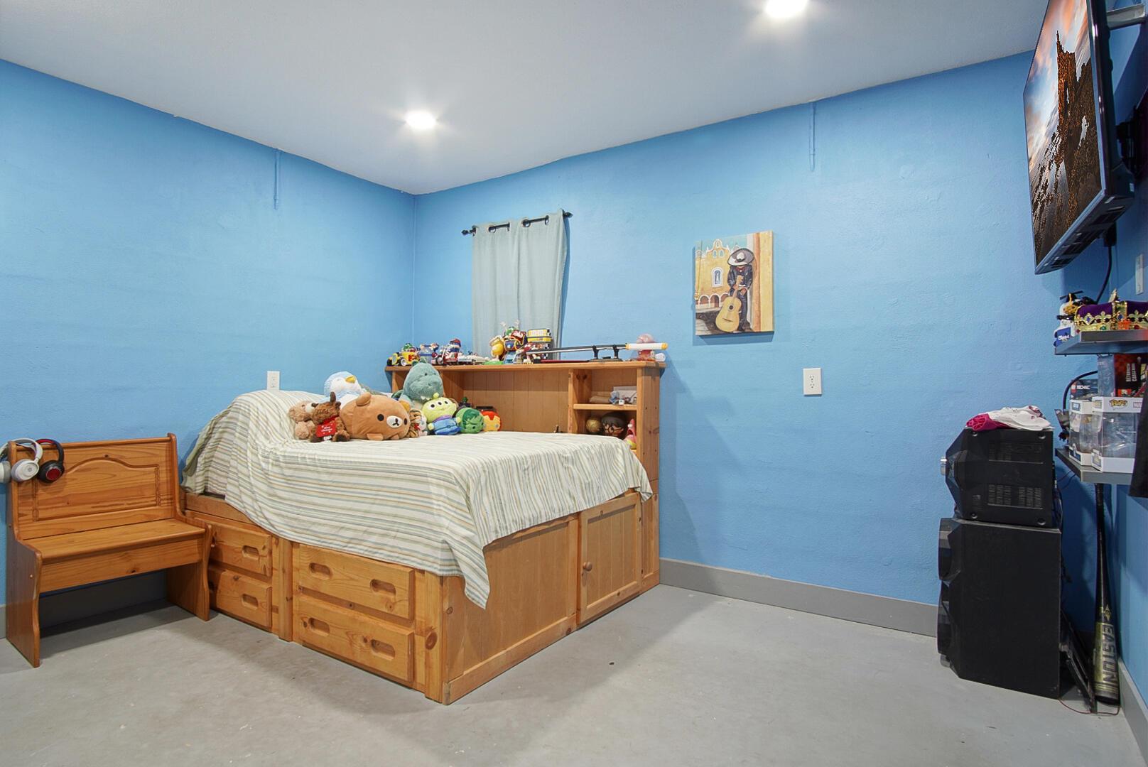 1149 SE Menores Ave Port St Lucie, FL 34952