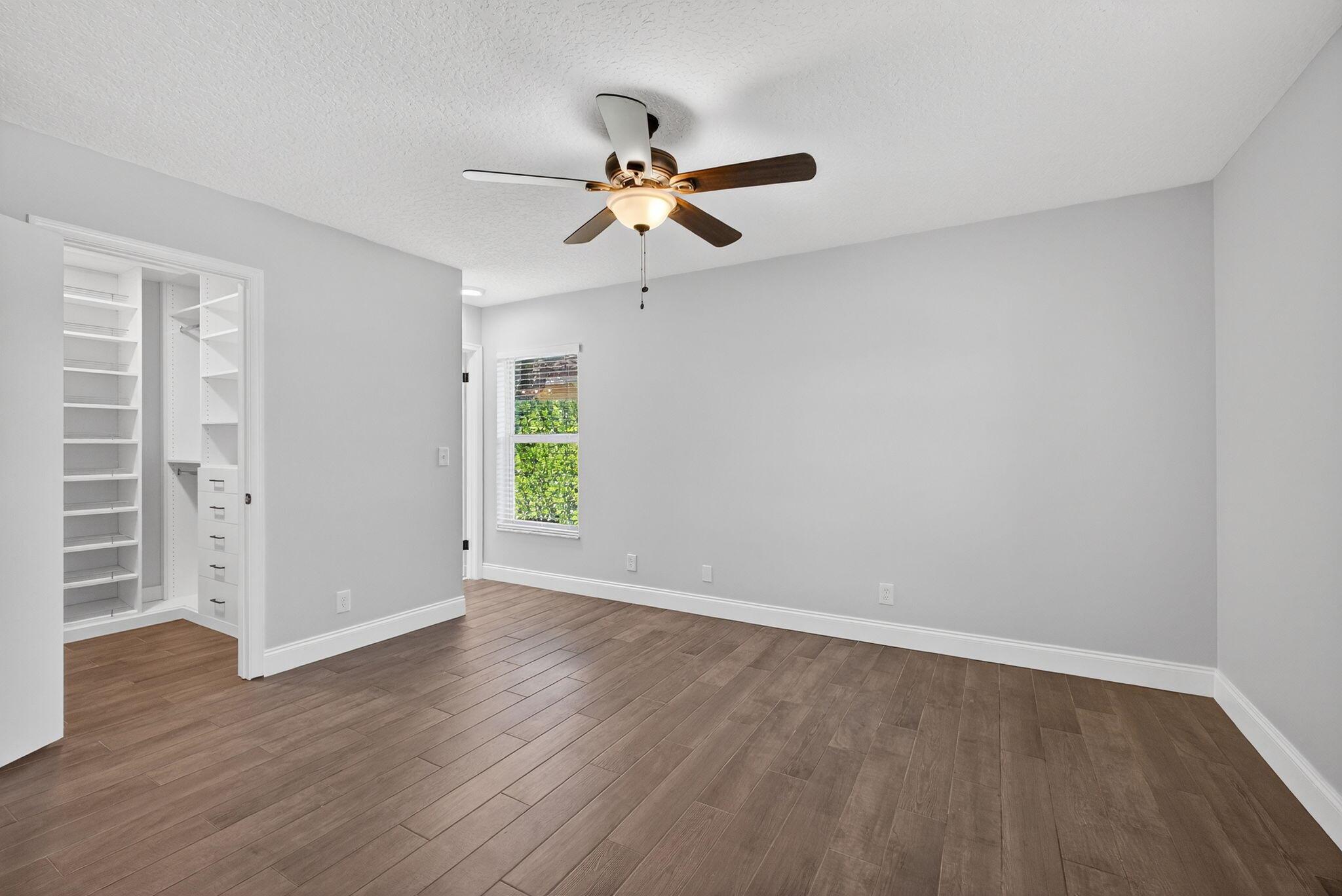 18942 SE Hillcrest Dr Jupiter, FL 33469