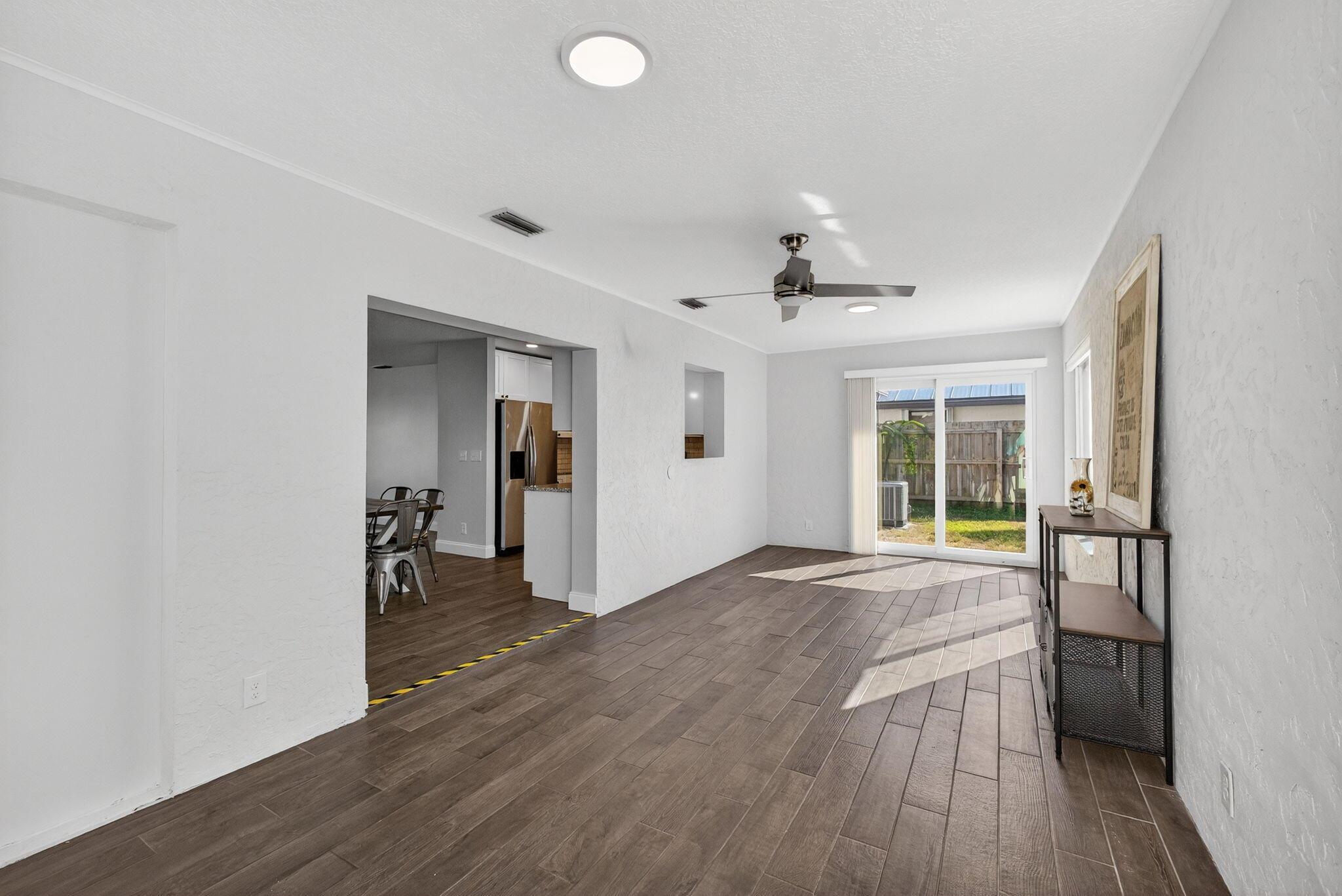 18942 SE Hillcrest Dr Jupiter, FL 33469