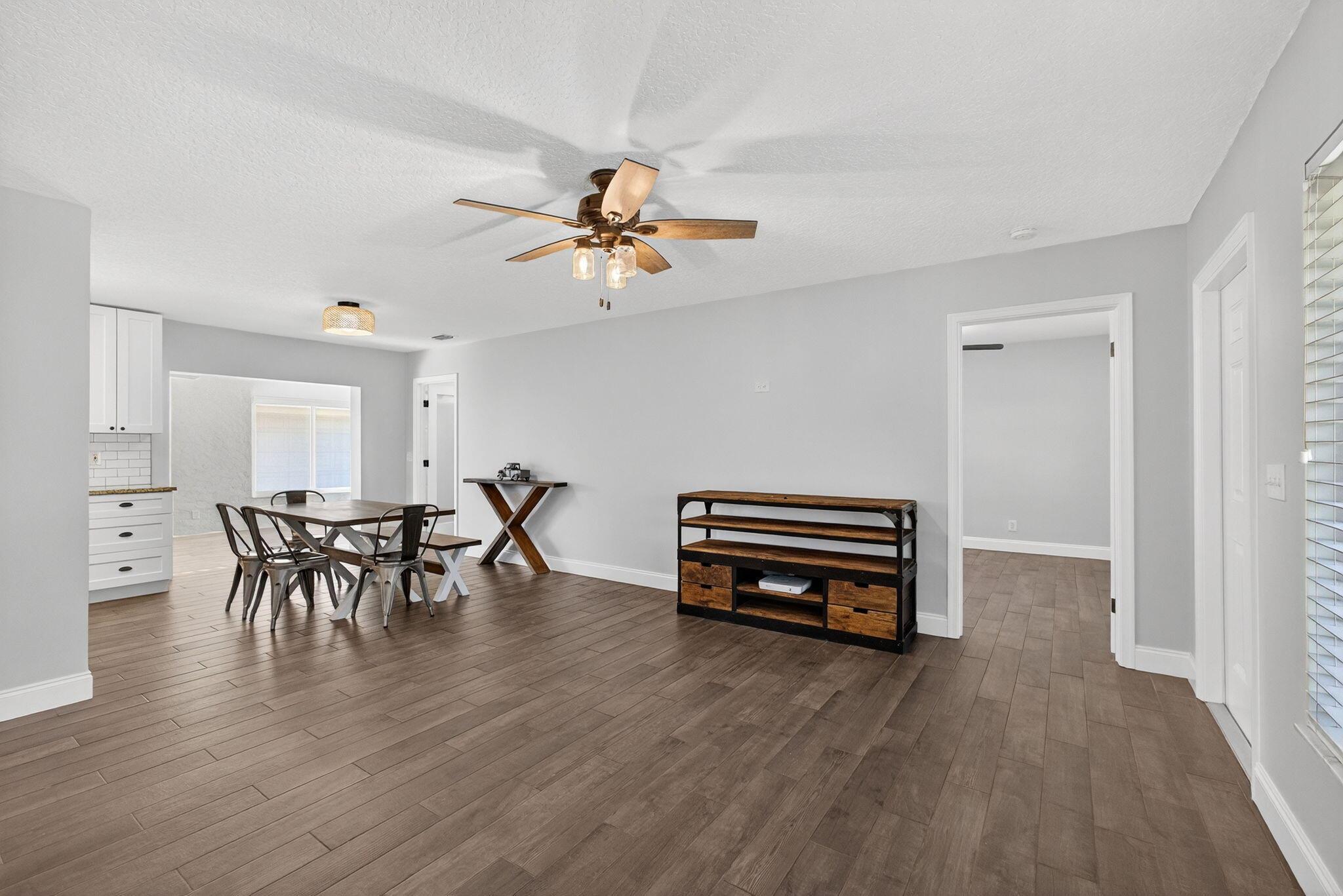 18942 SE Hillcrest Dr Jupiter, FL 33469