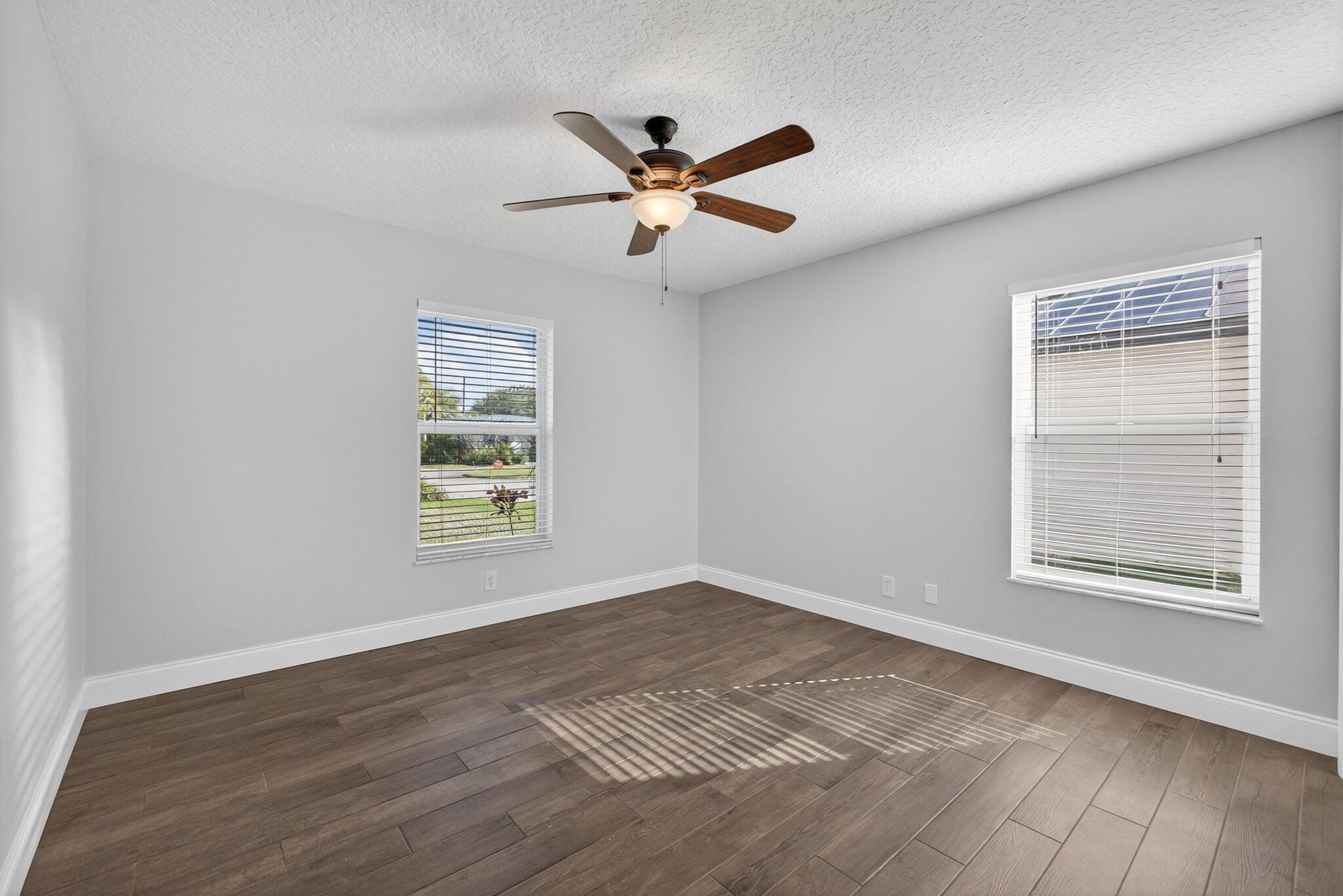 18942 SE Hillcrest Dr Jupiter, FL 33469