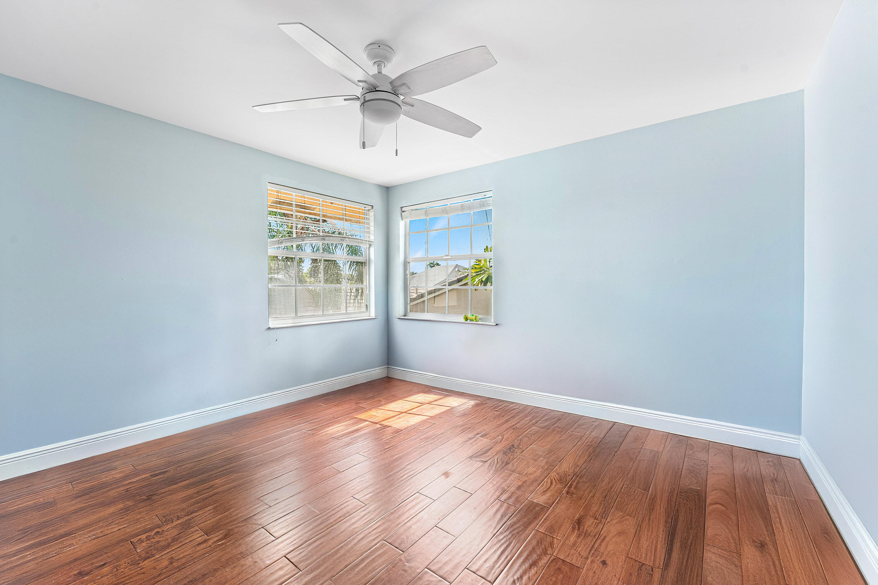 1212 Columbine Pl Wellington, FL 33414