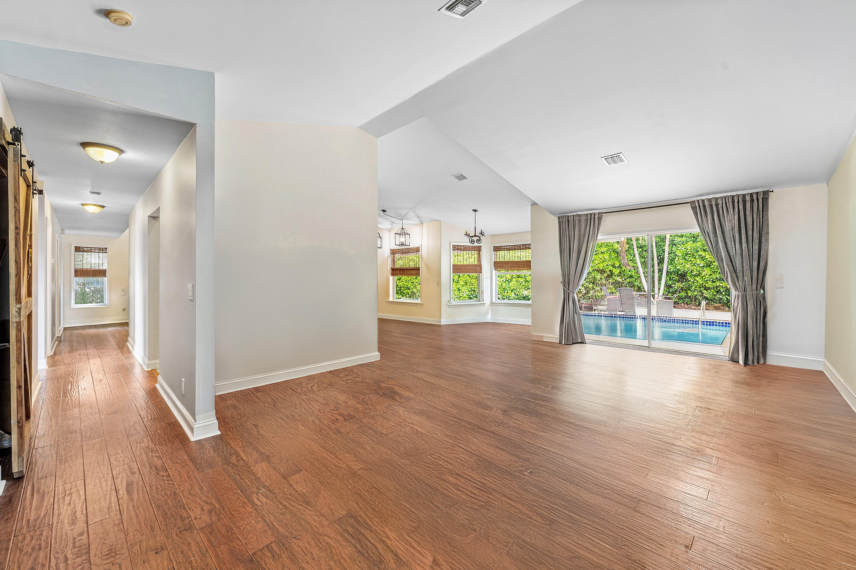 1212 Columbine Pl Wellington, FL 33414