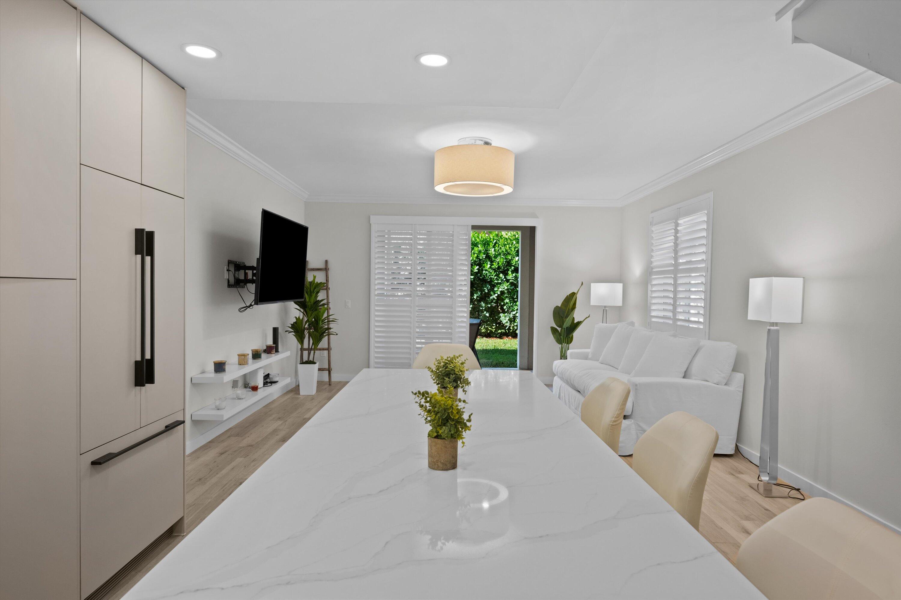 11765 St Andrews Pl #106 Wellington, FL 33414