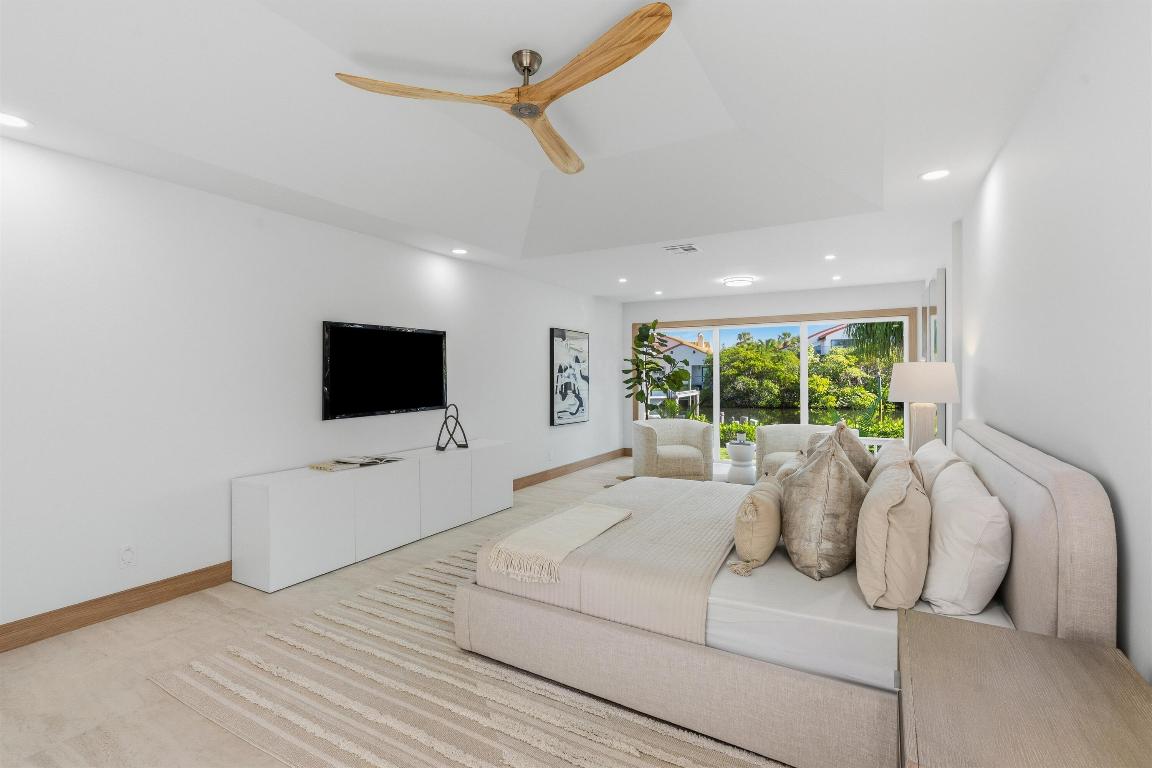 17036 Bay Jupiter, FL 33477