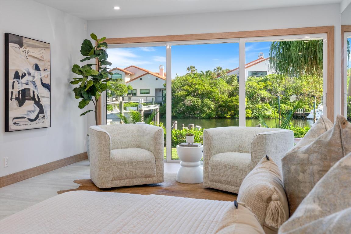 17036 Bay Jupiter, FL 33477