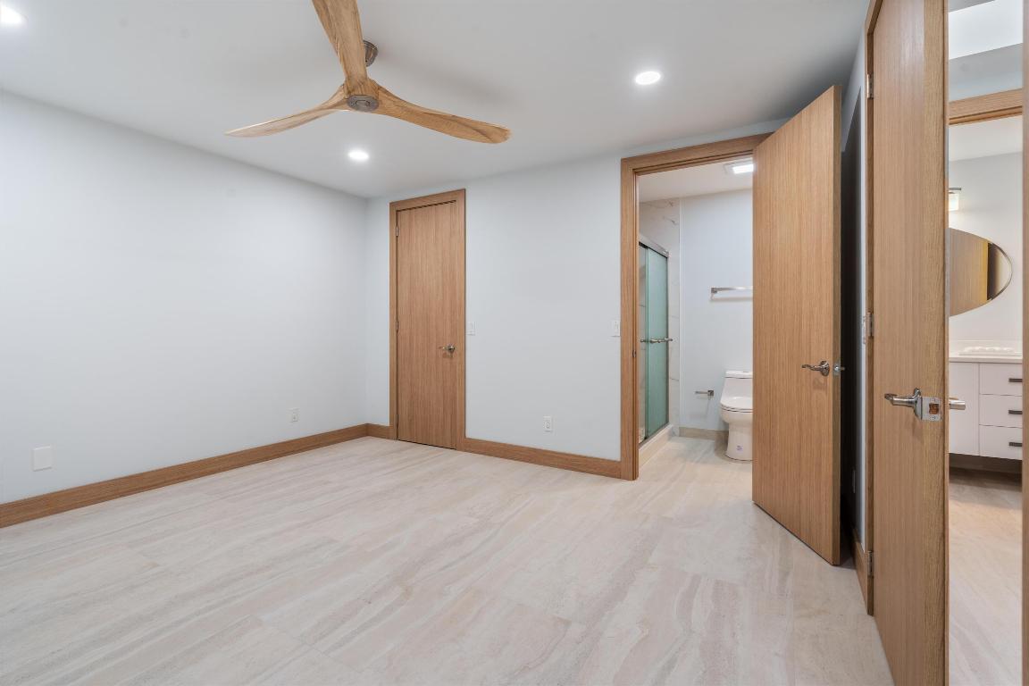 17036 Bay Jupiter, FL 33477