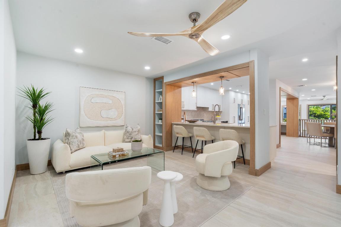 17036 Bay Jupiter, FL 33477